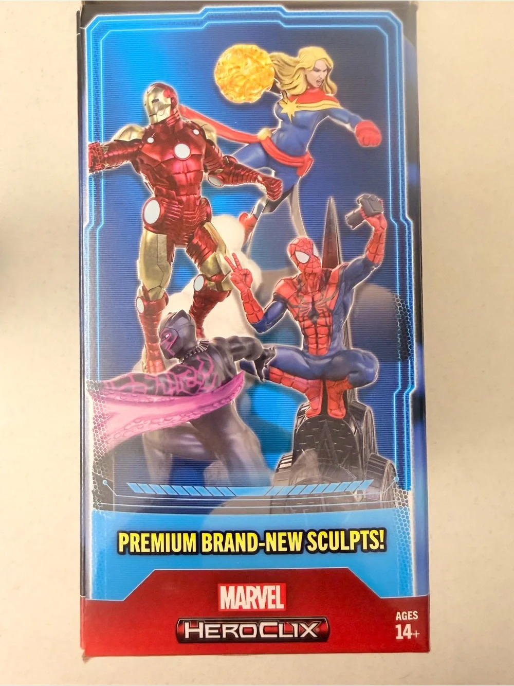 Marvel HeroClix 2024 Starter Set Painted Miniatures Game Set Marvel Universe